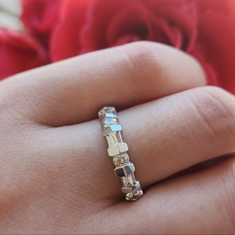 Heavy solid 14k natural diamond band - Picture 8 of 8